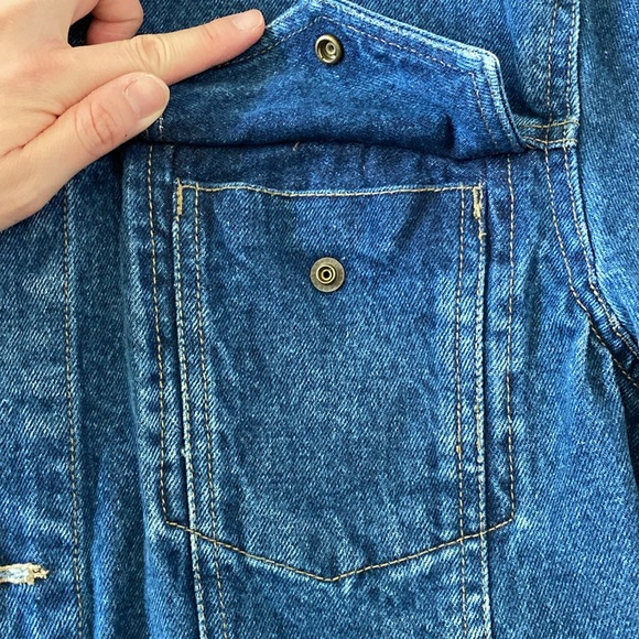 Men’s Calvin Klein Blue Denim Jacket - Picture 9 of 9